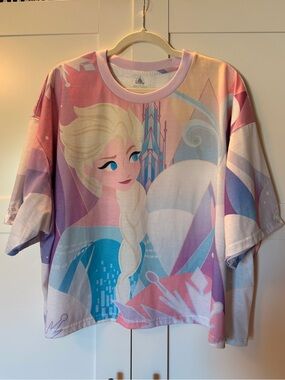 Disney Elsa Cropped Graphic Tee in Pink, Purple & Light Blue NWOT